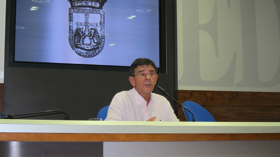 Sánchez Ramos: «La operación de los palacios ha sido una calamidad urbanística»