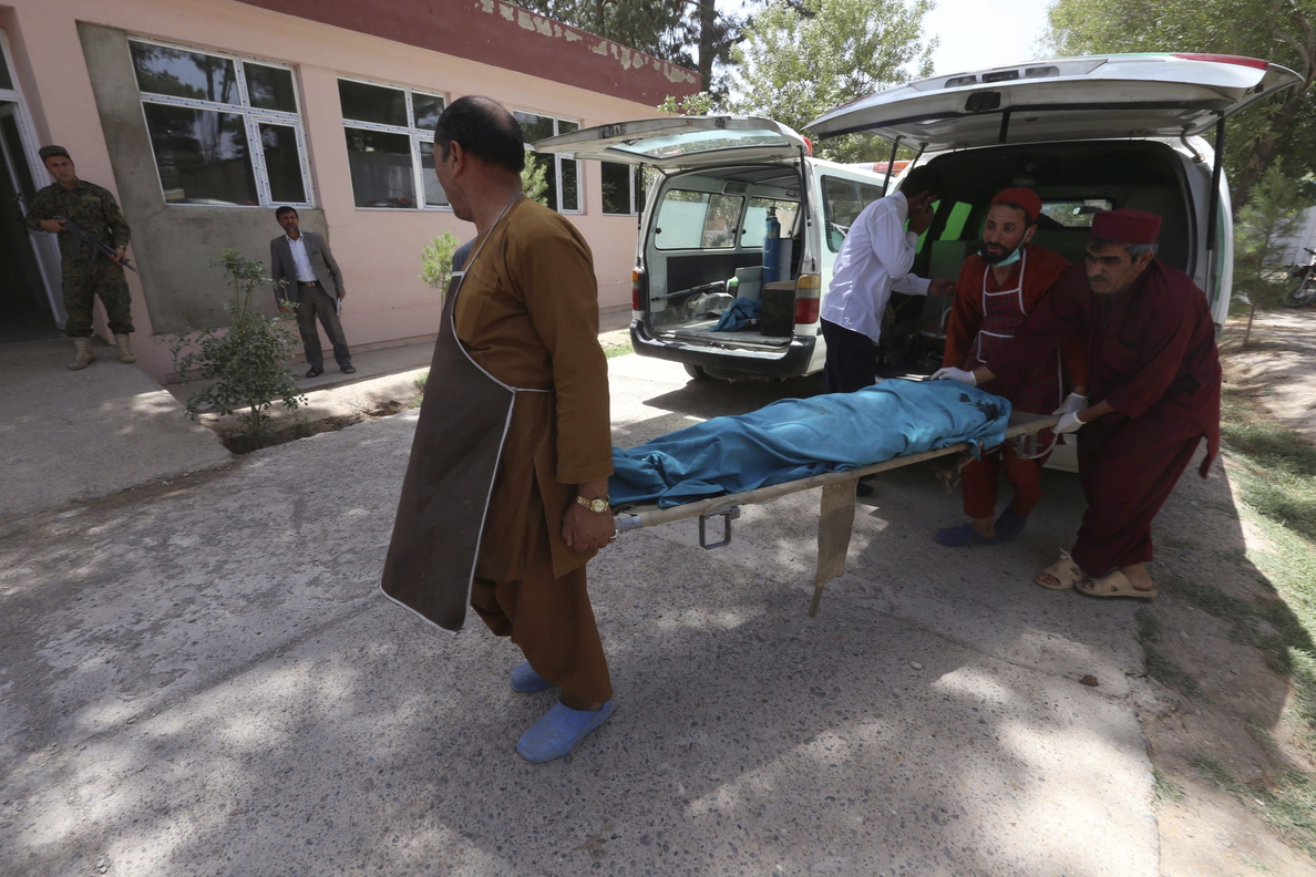 Los talibán ejecutan a 15 pasajeros de un autobús en Afganistán
