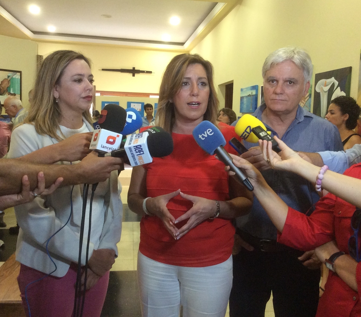 Susana Díaz recibe este lunes a Societat Civil Catalana