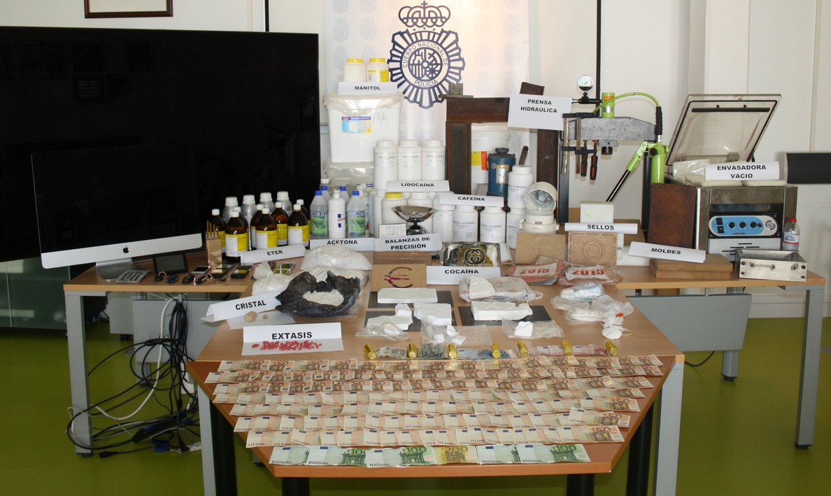 Desarticulan grupo organizado de tráfico de drogas e incautan el equivalente a 65.000 dosis de cocaína