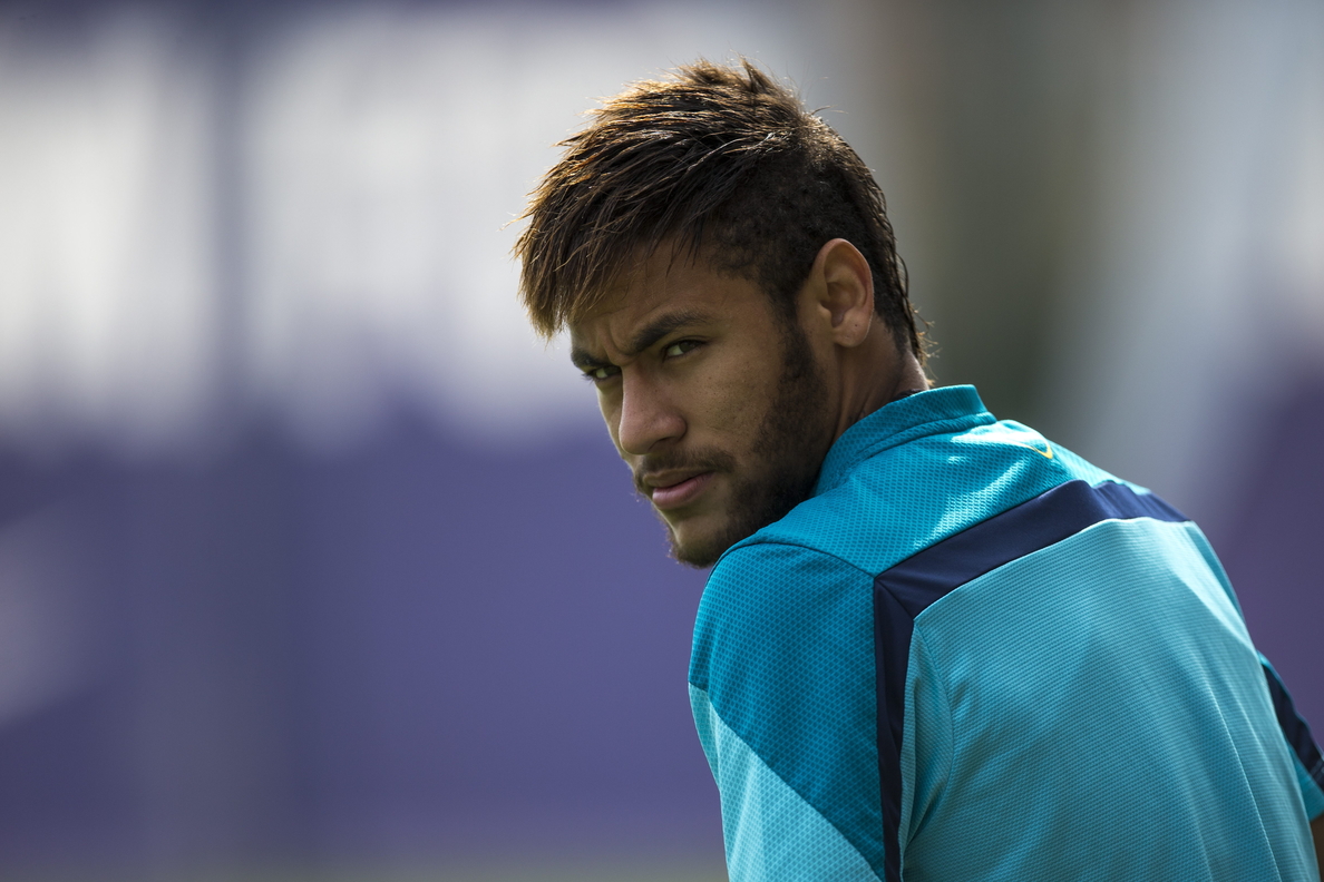 Ruz cita como testigos al padre de Neymar y al director financiero del Barça
