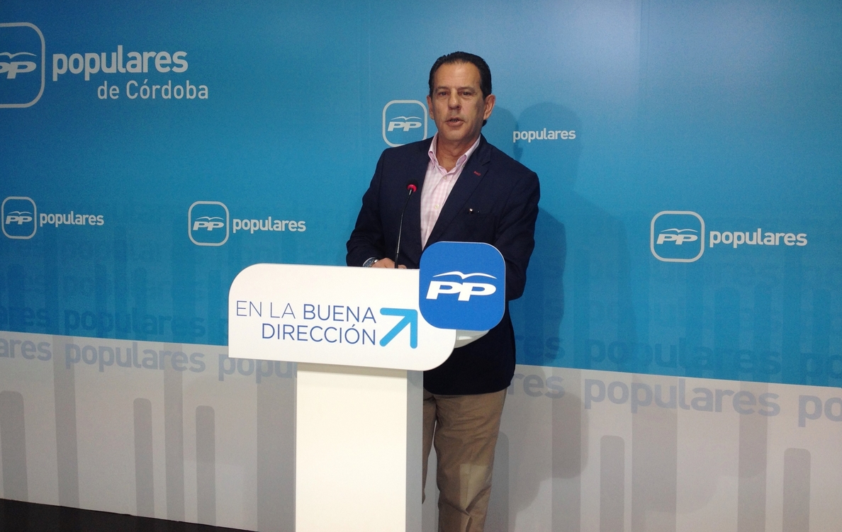 El PP replica al PSOE que ya está previsto estudiar fórmulas de protección a parados de larga duración