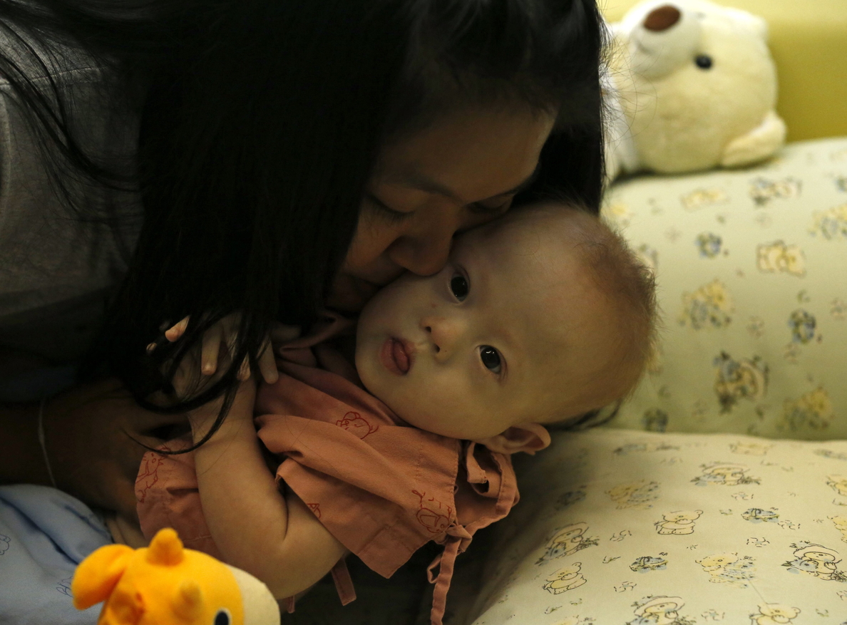 La pareja australiana reclamará el bebé abandonado con síndrome de Down