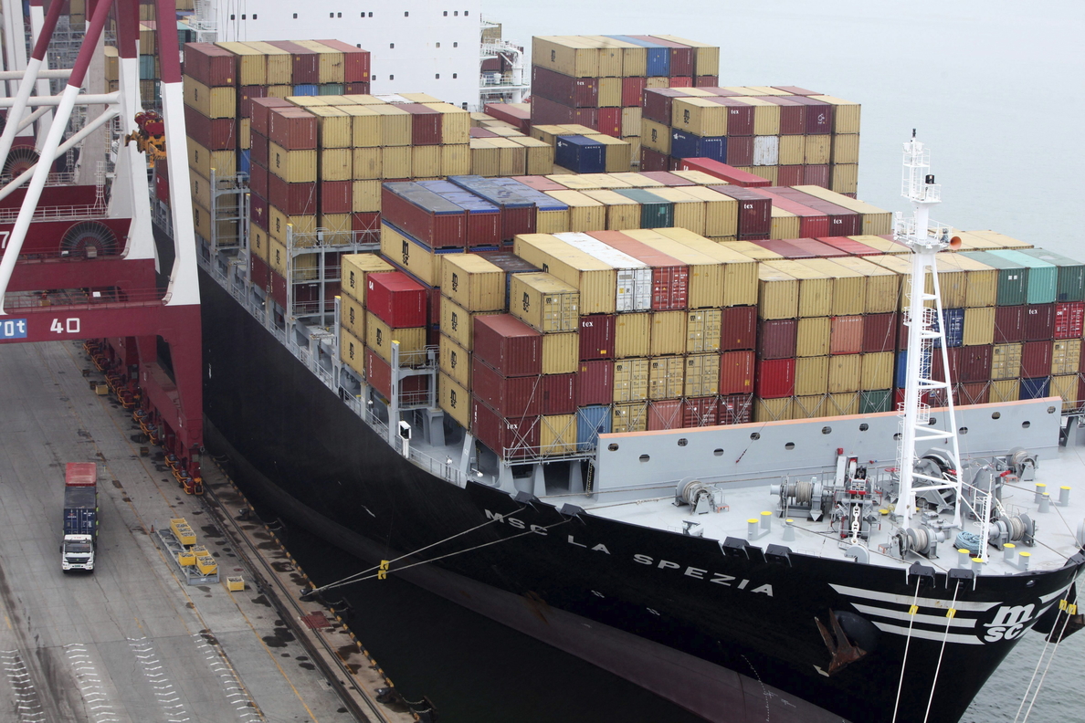 El frenazo de las exportaciones duplica el déficit comercial en el primer semestre