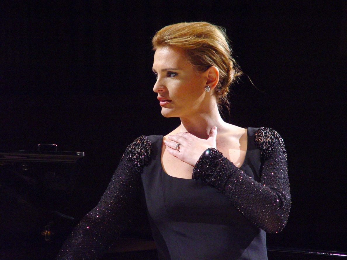 La soprano Ainhoa Arteta ofrece un recital benéfico este viernes en la Torre de Canyamel