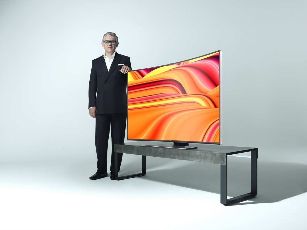 Samsung une sus televisores curvos a la obra del artista Miguel Chevalier para la IFA 2014