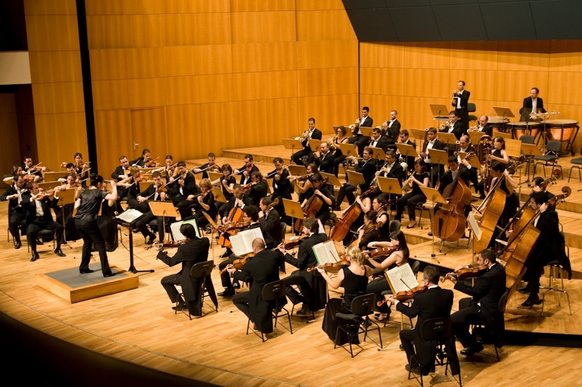 Cultura introduce a más de 10.000 alumnos en la música clásica de la mano de la OSRM