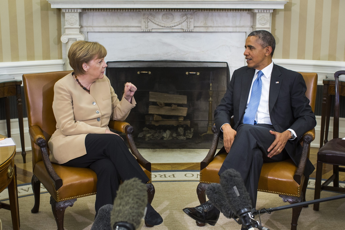 Obama y Merkel observan una «peligrosa escalada» en la crisis ucraniana