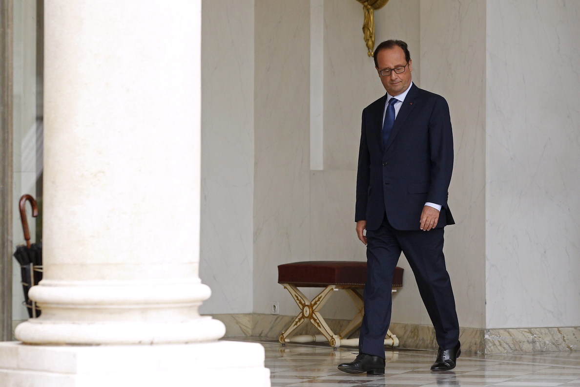 Hollande pide a la ONU «un apoyo excepcional» para recuperar el Estado en Libia