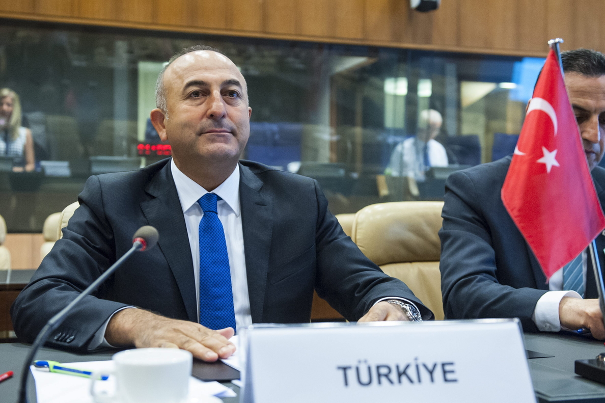 Davutoglu nombra ministro de Exteriores a responsable de relaciones con la UE