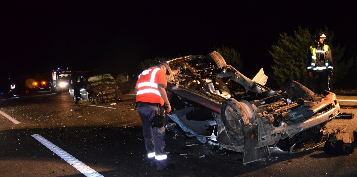 Fallece una mujer y cuatro personas resultan heridas en un accidente de tráfico en la AP-68, en Tudela