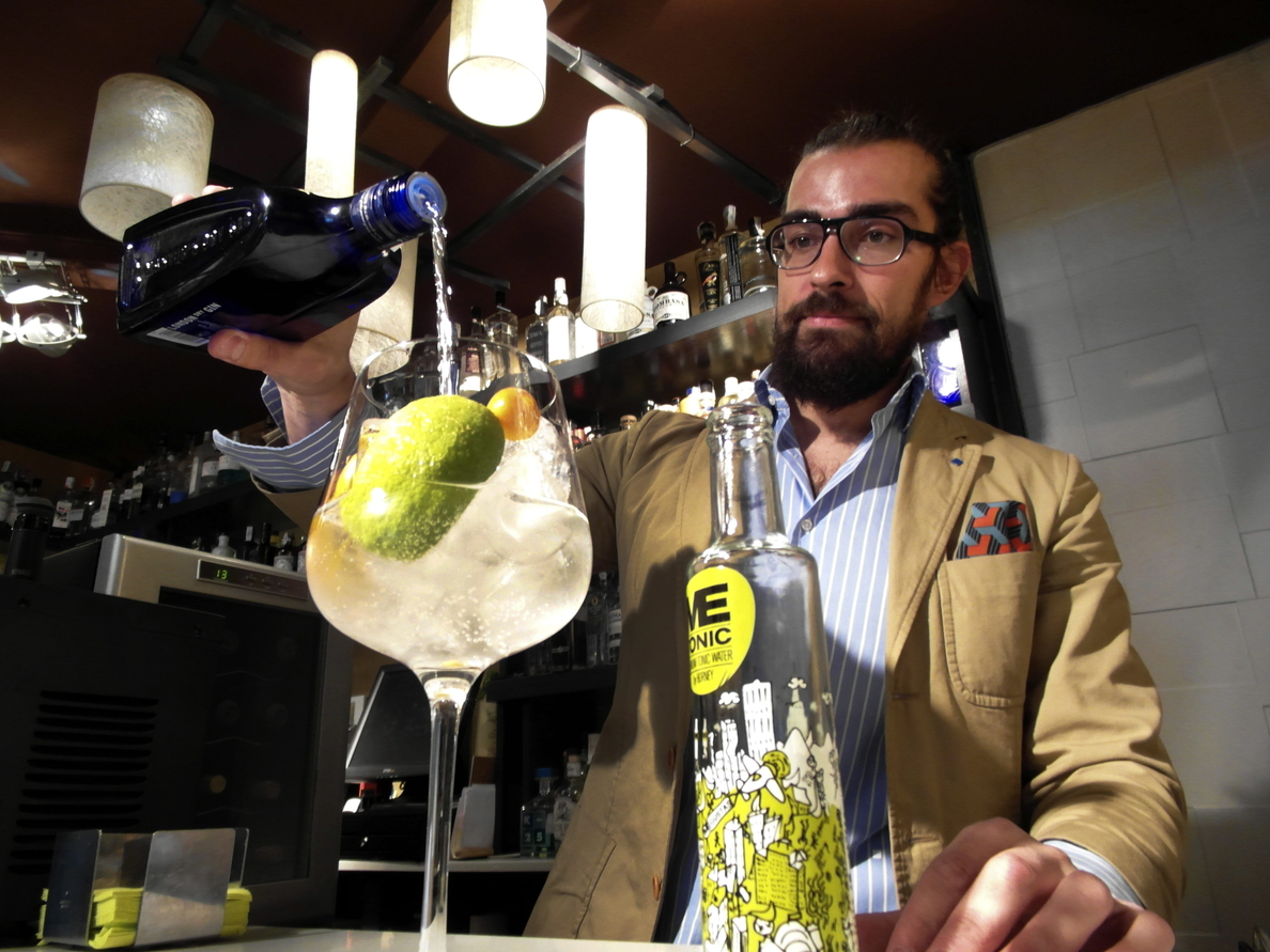 «The Lemon Society», el bar con más ginebras del mundo que puede llegar al Guiness
