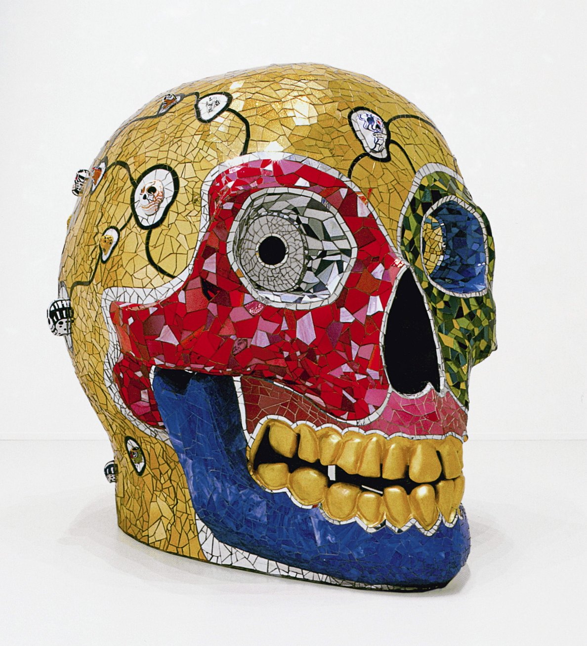París revela la precoz coherencia del arte de Niki de Saint Phalle