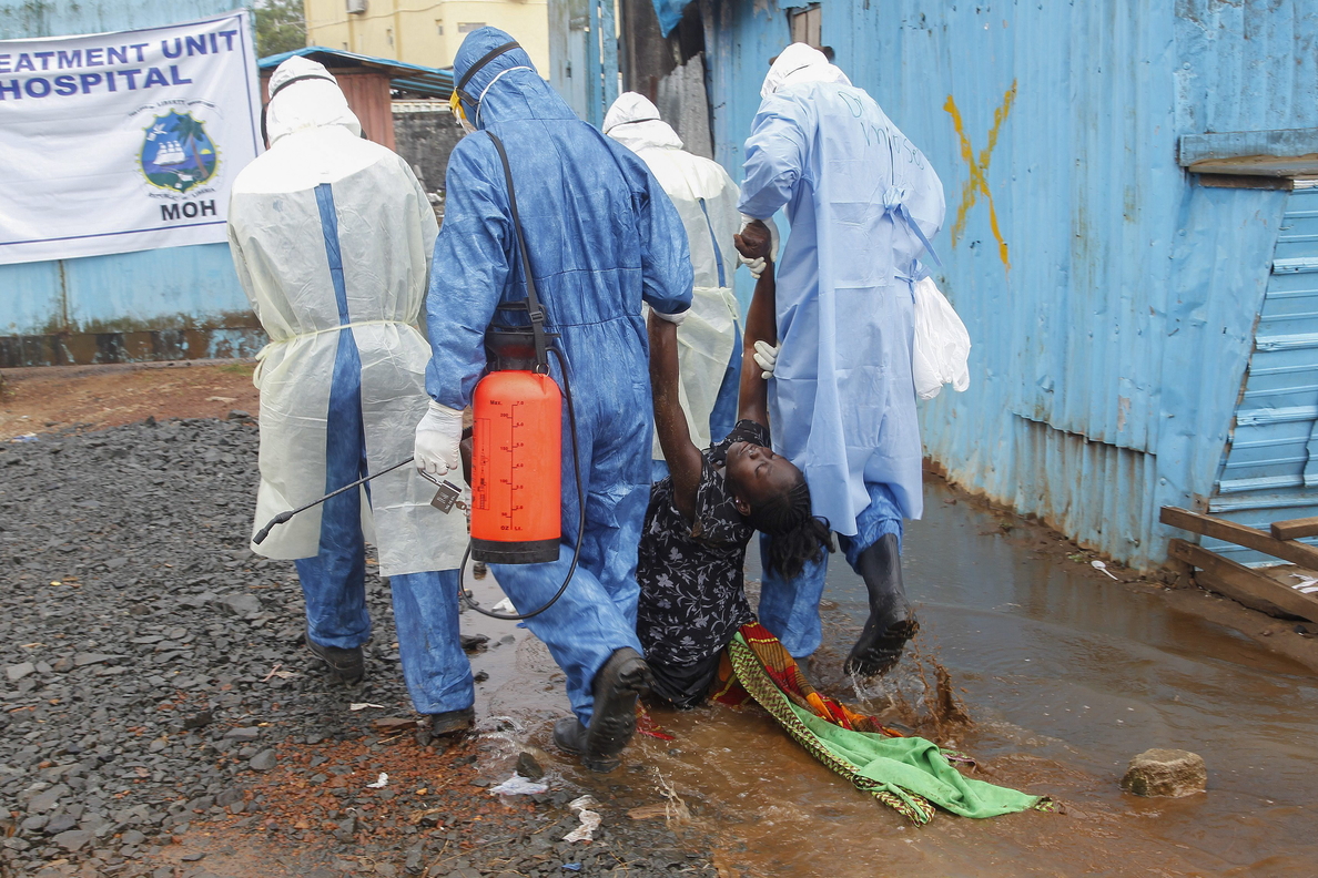 Matan a 8 miembros de una misión informativa sobre el ébola en Guinea Conakry