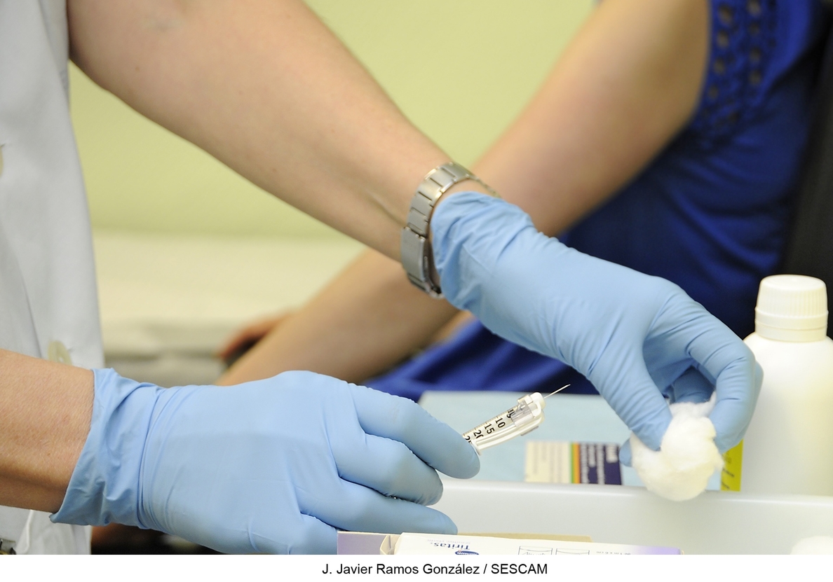 Salud y Ministerio de Sanidad firmarán un acuerdo para fijar las condiciones de la compra de vacunas