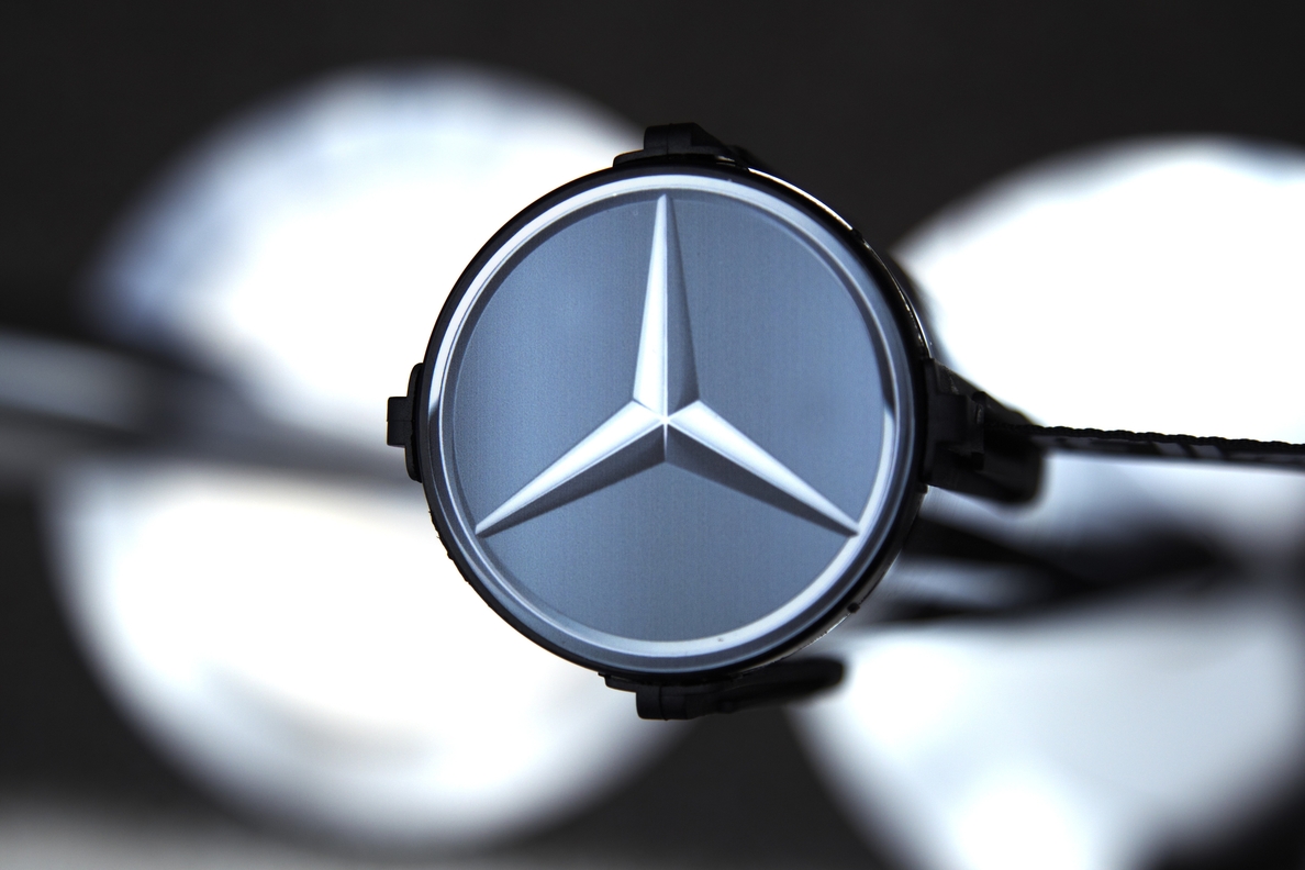 Ultimátum a Alemania para que impida a Mercedes-Benz usar refrigerante prohibido