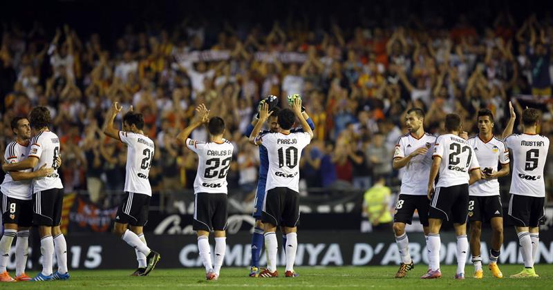 Valencia vence a Córdoba, que es colista, y es el nuevo líder de la Liga