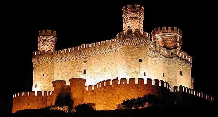 El Castillo de Manzanares El Real celebra el Día Mundial del Turismo permitiendo la entrada gratuita