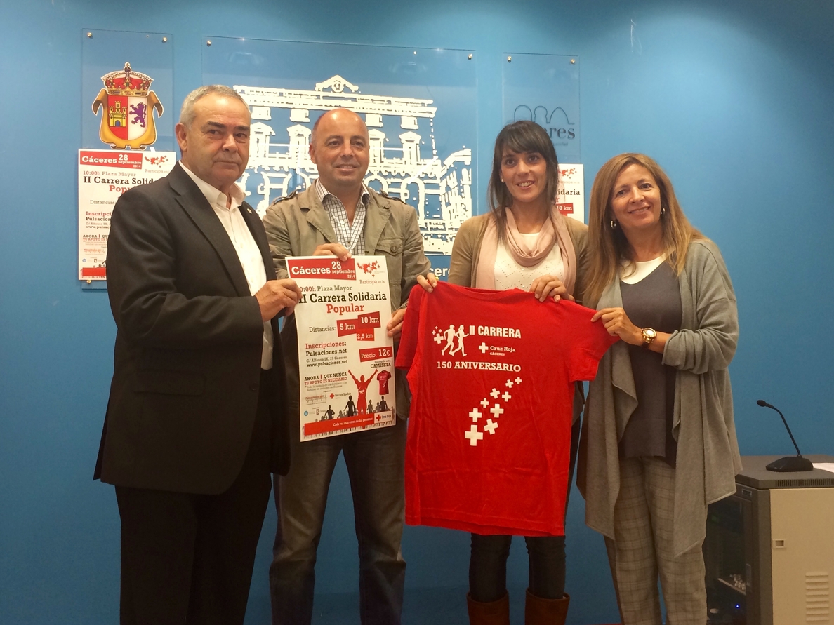 La II Carrera Solidaria Popular Cruz Roja de Cáceres recauda fondos para las familias sin recursos