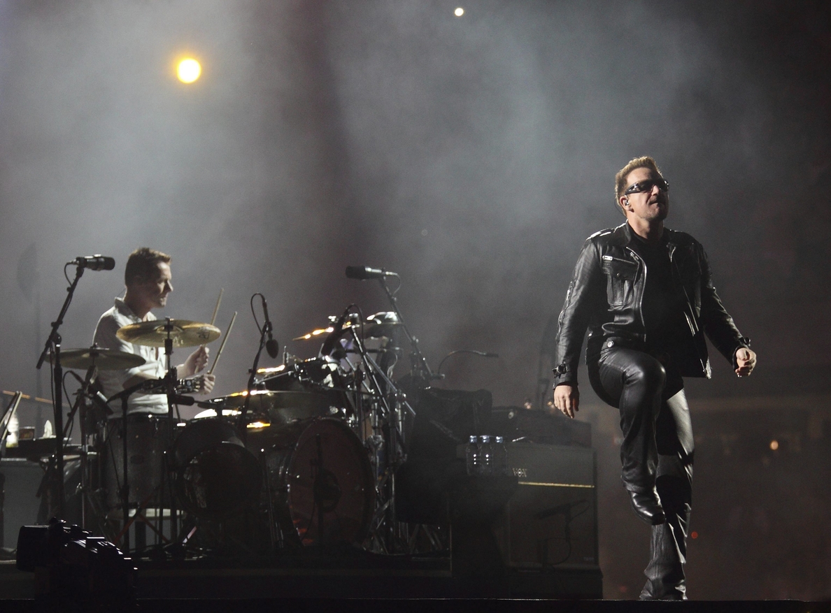 Bono revela que U2 grabó varios álbumes en los últimos cinco años