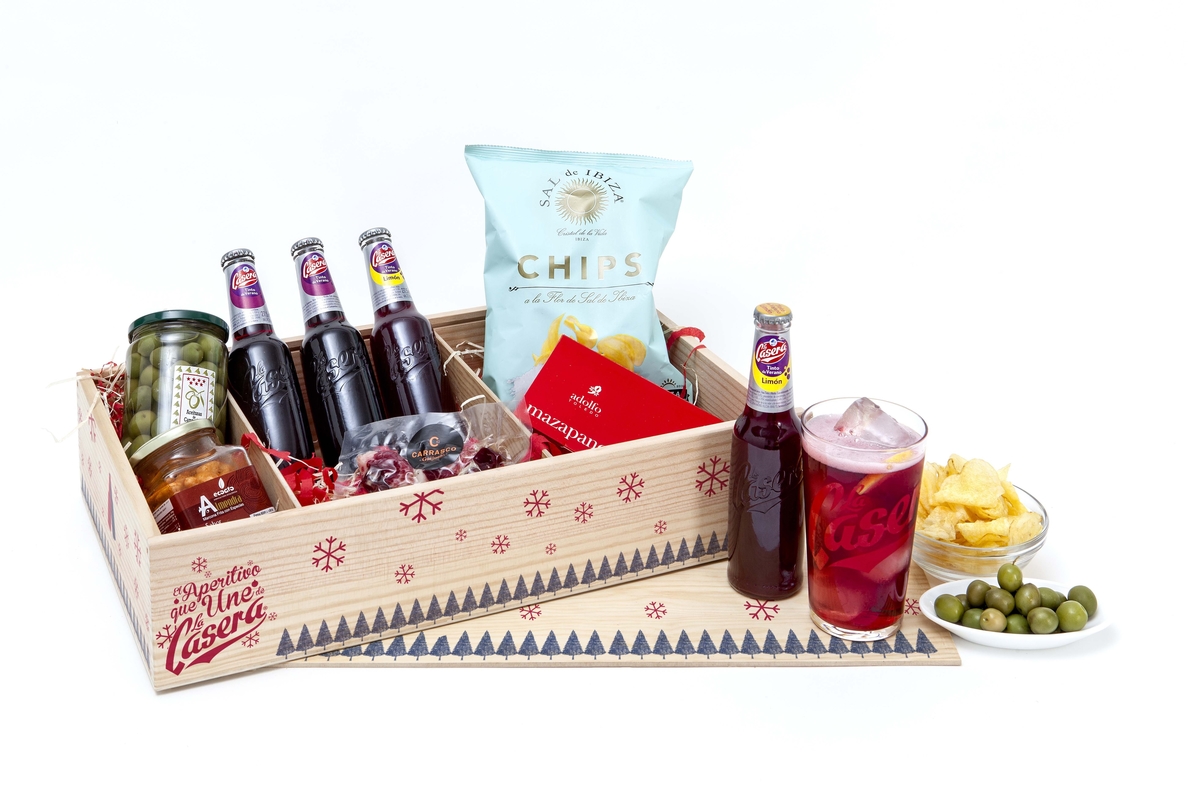 La Casera se alía con marcas gourmet para diseñar los »packs» de Navidad