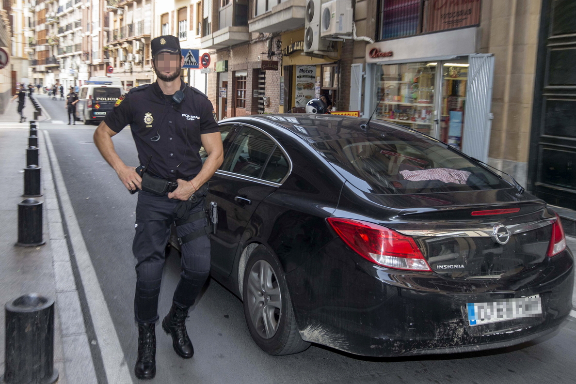 Cosidó sobre los 6 agentes detenidos en Murcia dice que la Policía «actúa con firmeza»