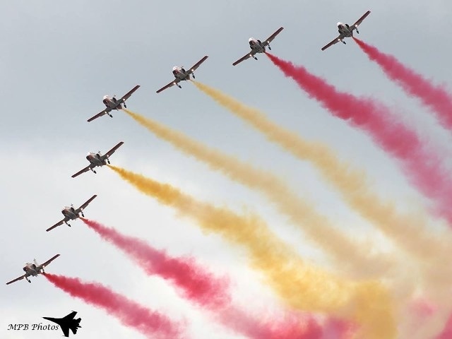Más de 100 aeronaves participan este sábado en una gran exhibición para celebrar el 75 aniversario del Ejército del Aire