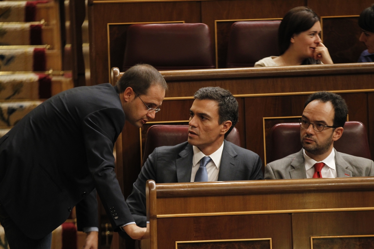 Los dos nuevos diputados del PSOE con permiso para compatibilizar escaño y abogacía renuncian a ejercer su profesión