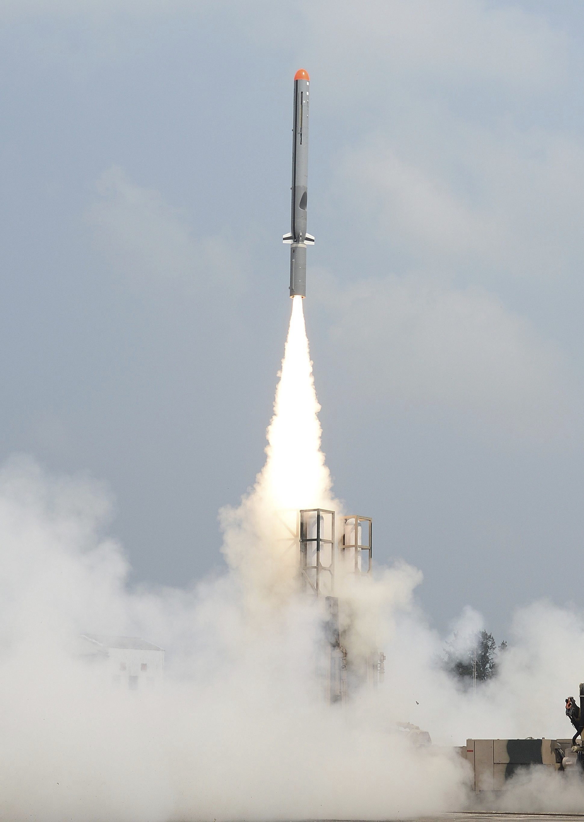 La India prueba con éxito un misil teledirigido con capacidad nuclear