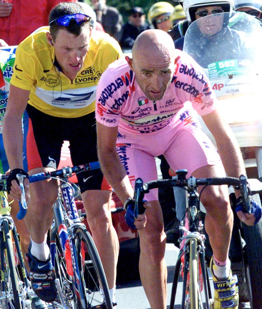 La Fiscalía italiana investiga si la Camorra echó a Pantani del Giro de 1999