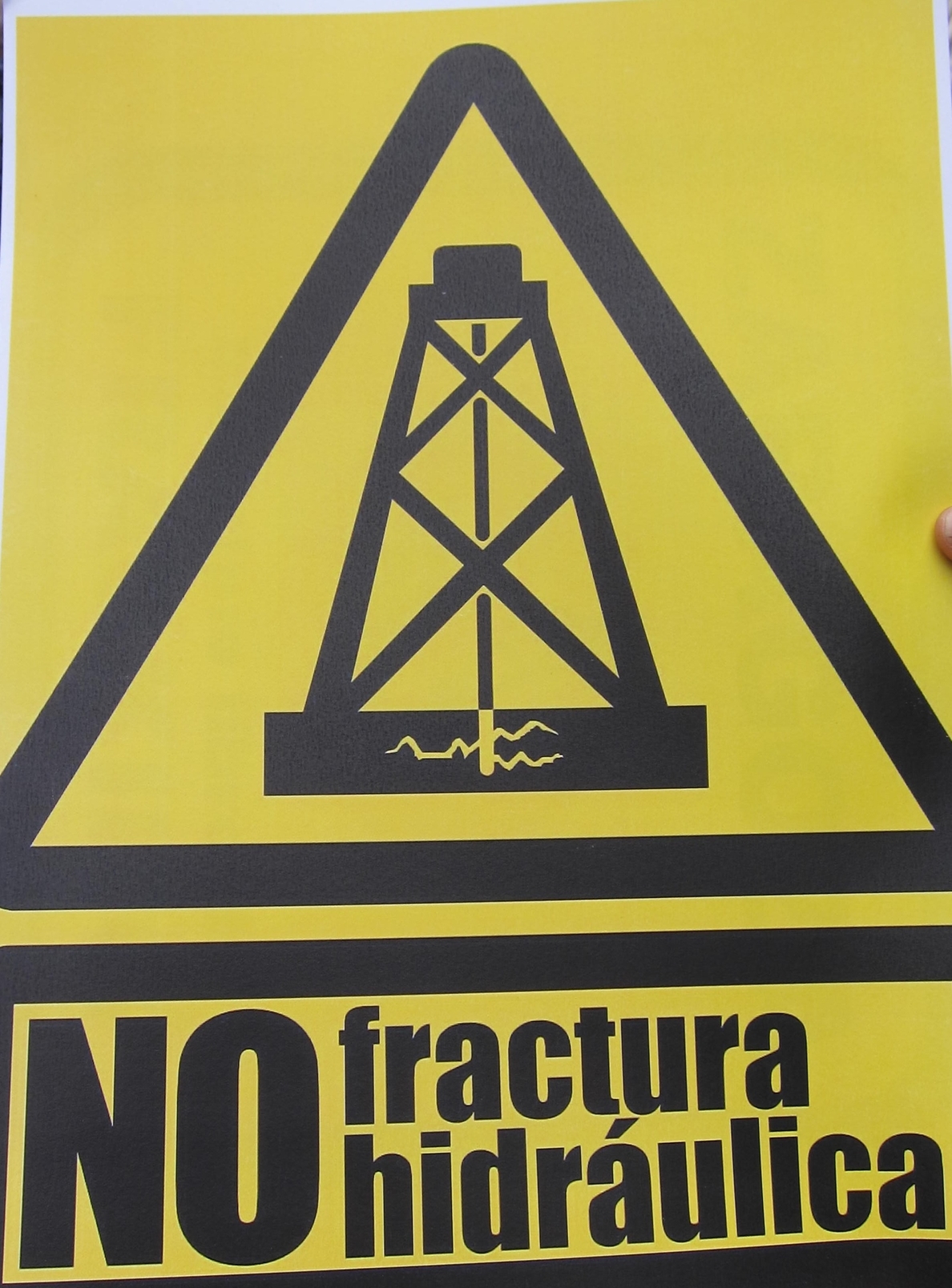 La cuenca vasco-cantábrica se une contra el fracking y participa en un encuentro en Burgos