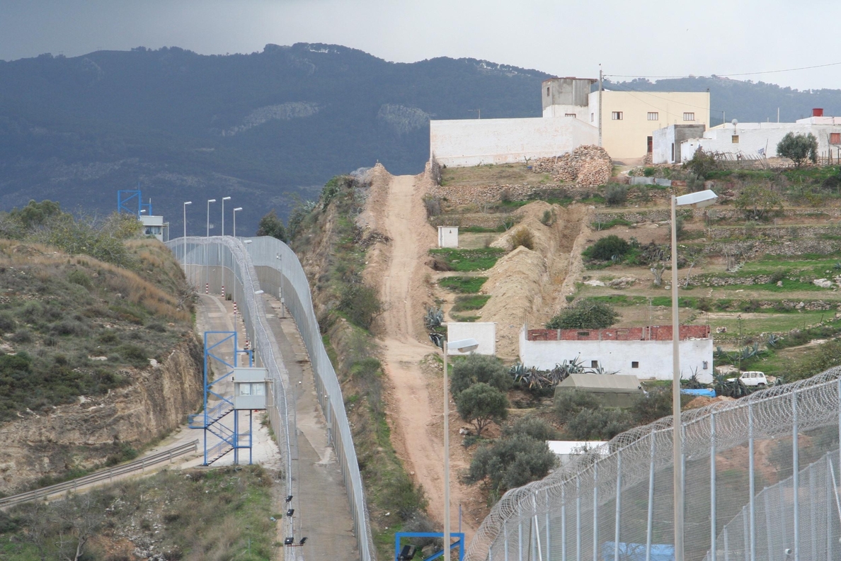 ACNUR hace un llamamiento al Gobierno para que «no se vuelvan a repetir los incidentes violentos» en la valla de Melilla