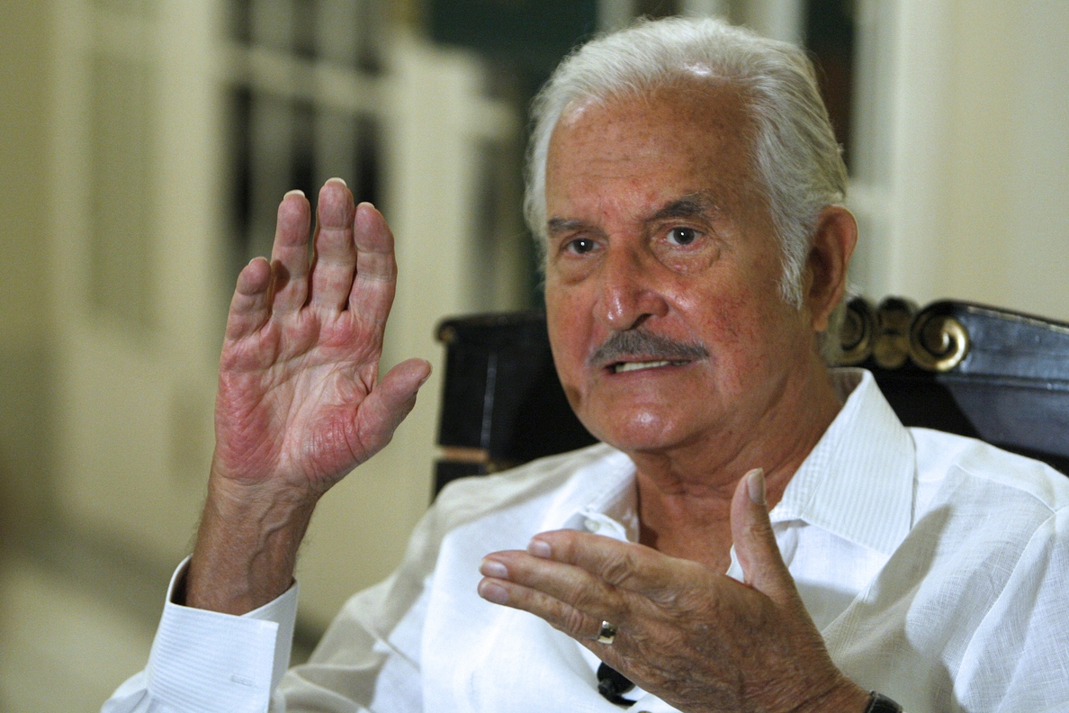 Carlos Fuentes narra su amor por el cine en «Pantallas de plata»