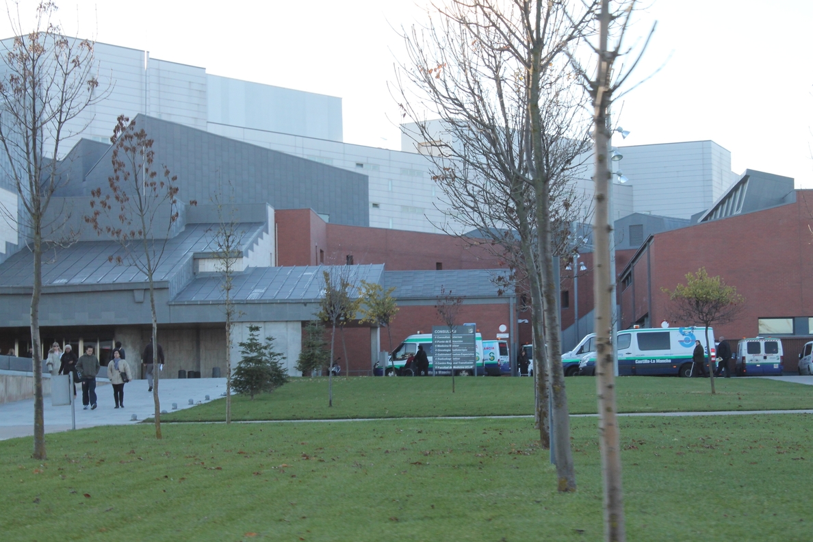 IU pide la reposición de servicios y personal en el Hospital de Ciudad Real antes de que sea centro referencia