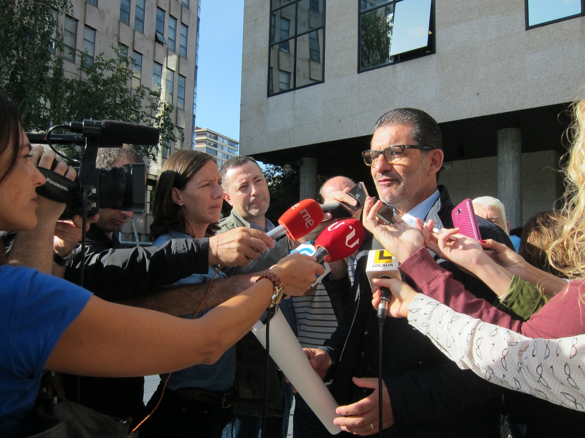 Rivas proclama su inocencia ante la jueza y sostiene que actuó dentro de la legalidad y «en favor de la ciudad de Vigo»
