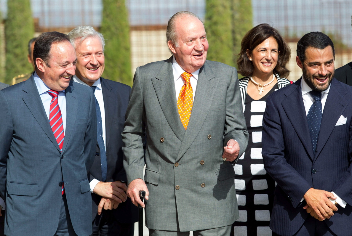 Don Juan Carlos inaugura el Castillo de Ygay, origen de los vinos de Rioja