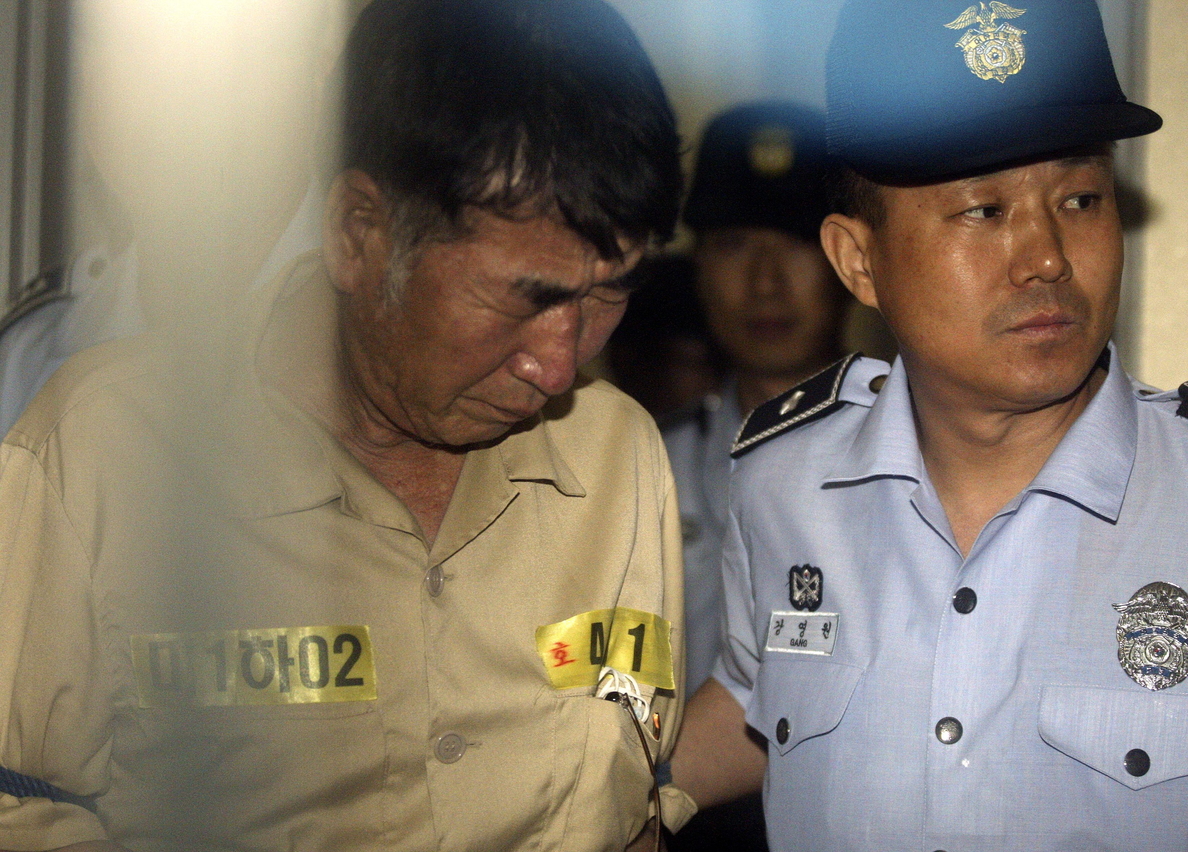 Acusados, supervivientes y familiares testifican por la tragedia del Sewol