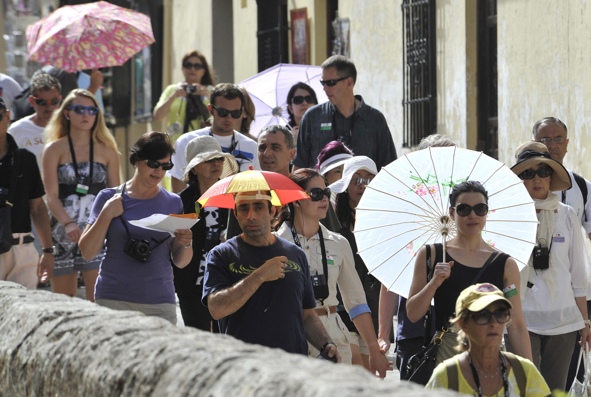 Los retos de la industria turística en España: enamorar a los chinos y avanzar en turismo de calidad