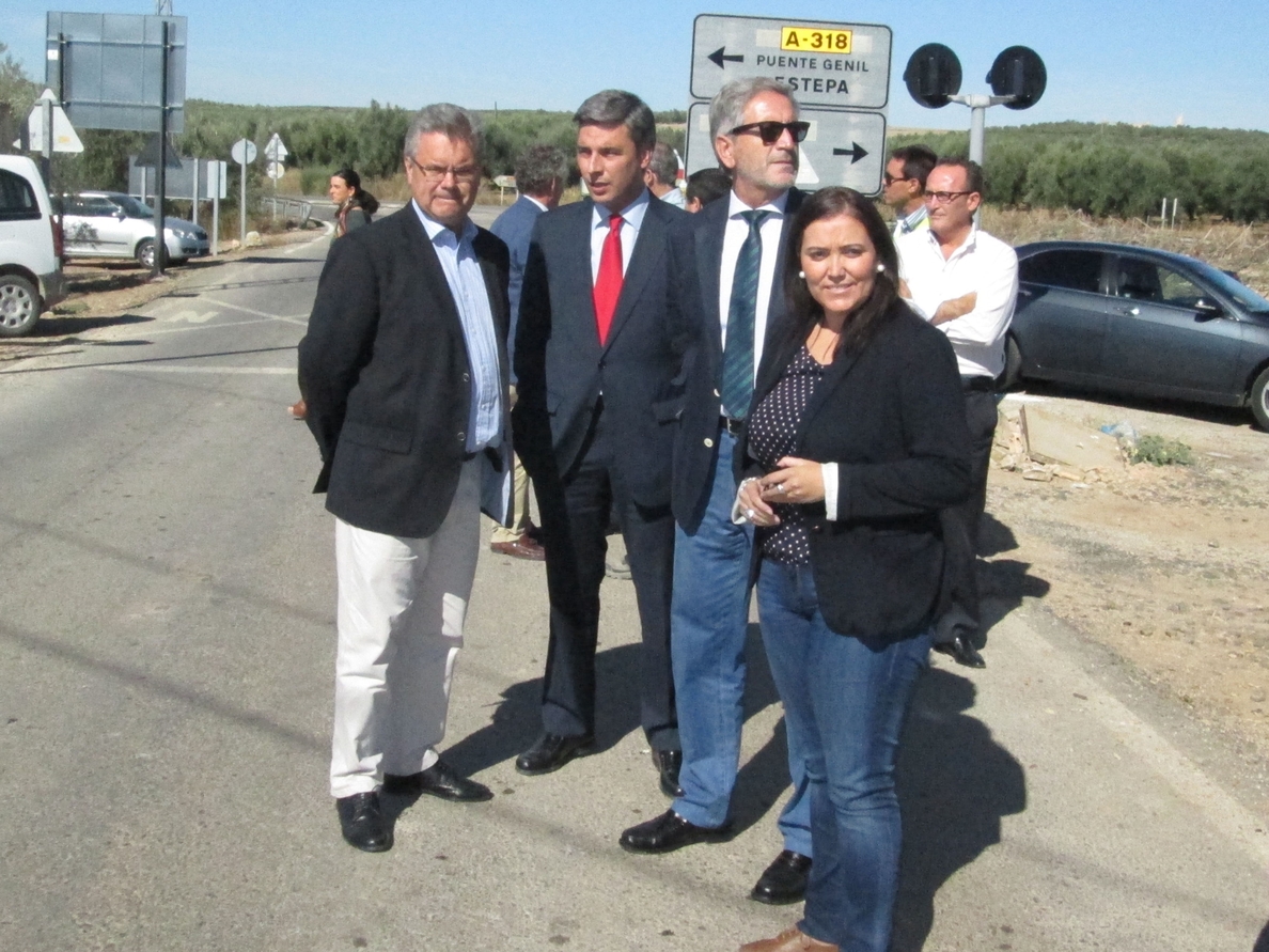 La Diputación repara la carretera C0-6223 que discurre por la estación de tren de Campo Real en Puente Genil