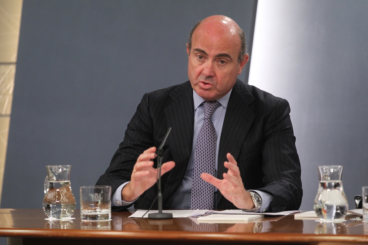 Guindos reivindica que Bankia ahora «no tiene interferencias políticas» y está «bien gestionada»