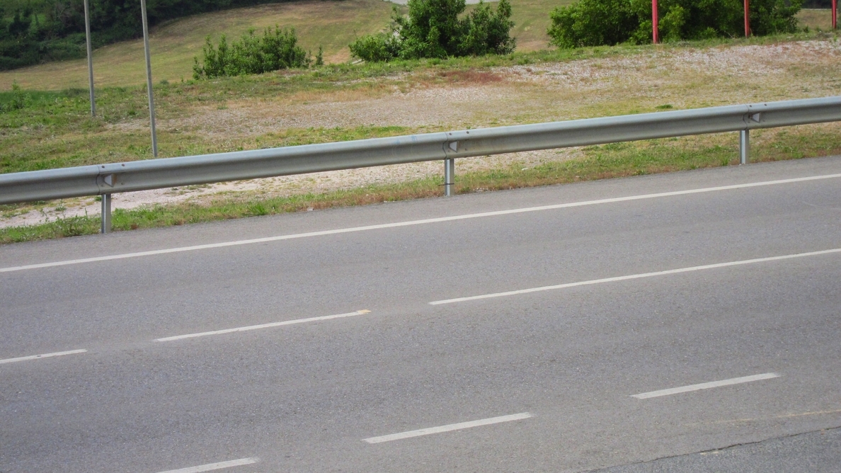El Gobierno invierte un millón de euros en obras de señalización y seguridad vial en las carreteras autonómicas