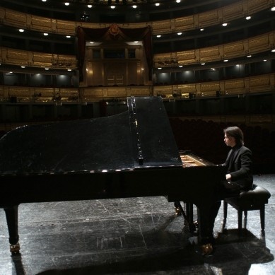 El pianista Horacio Lavandera lleva a Beethoven y Stockhausen al Auditorio Nacional