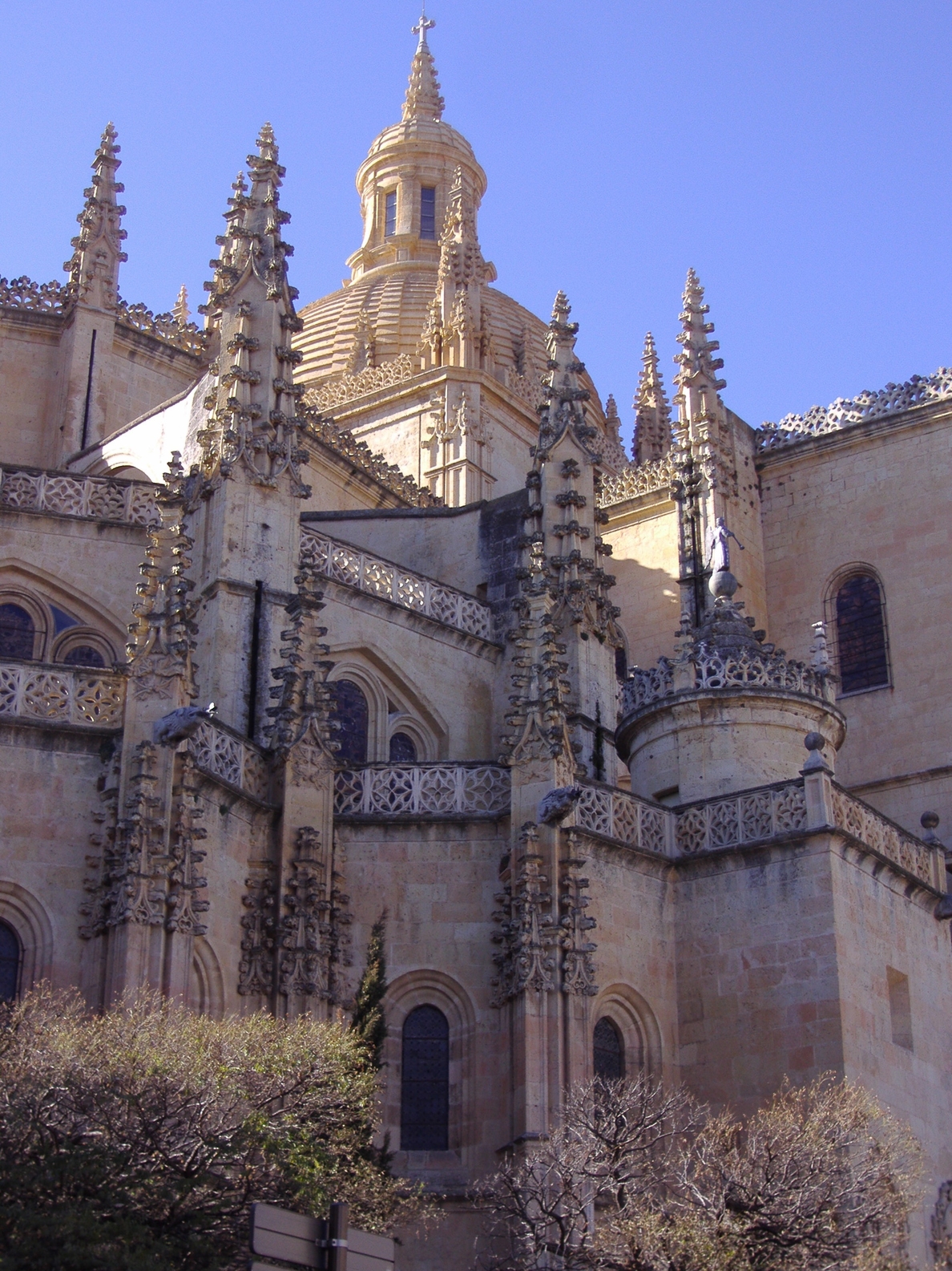 La Catedral de Segovia exhibe el túmulo funerario con el que se celebraban las exequias en la seo
