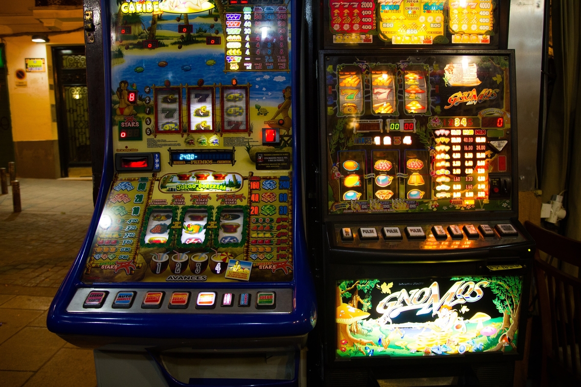 Detenido en Albacete por manipular máquinas tragaperras en un casino de Madrid