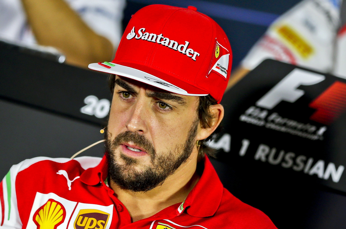 Fernando Alonso, el único que sabe en qué escudería estará en 2015