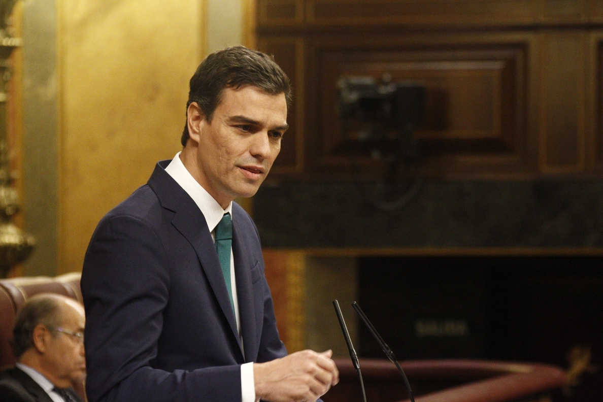 El PSOE plantea en el Congreso un pacto contra la pobreza, más ayudas a las familias y revertir los recortes sociales