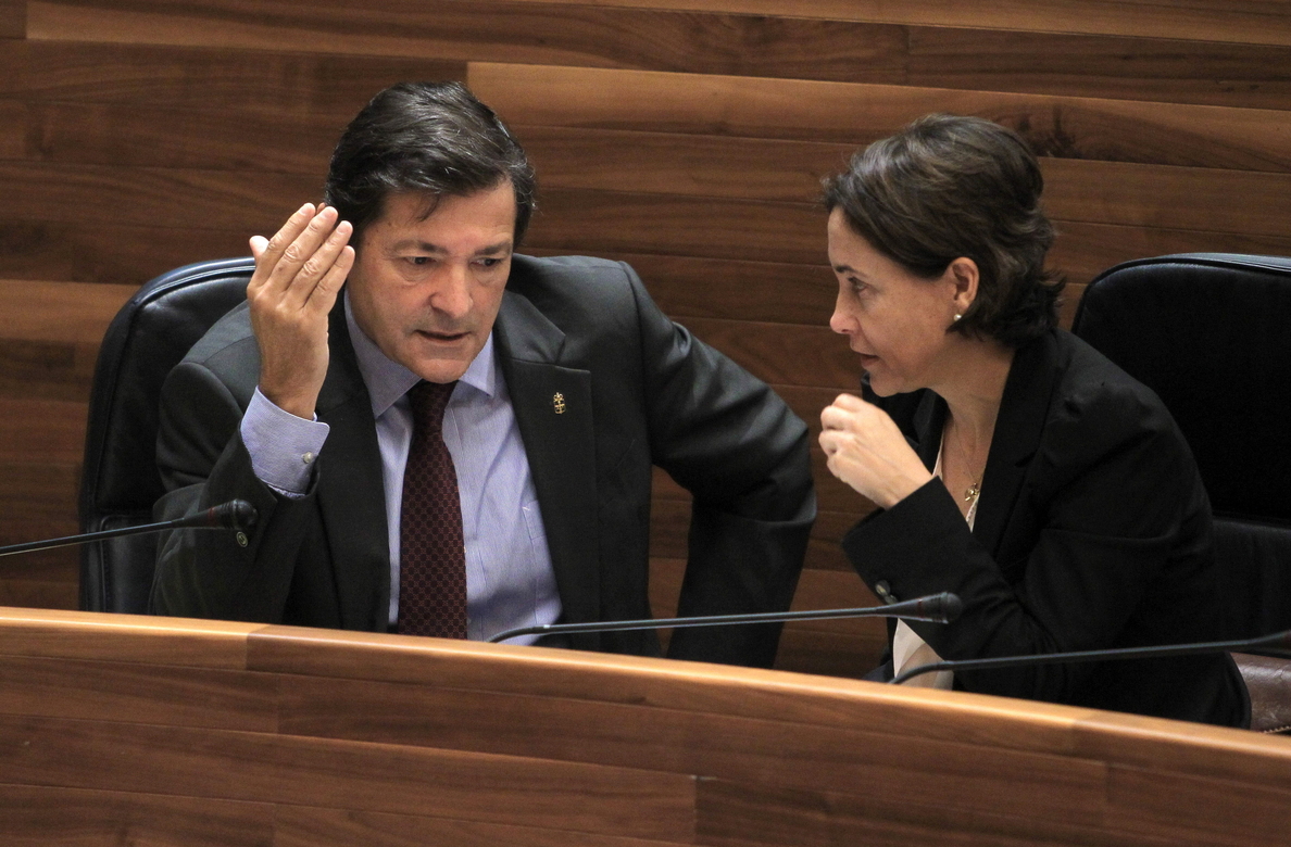 El presidente de Asturias ofrece transparencia total en los contratos de Cofely
