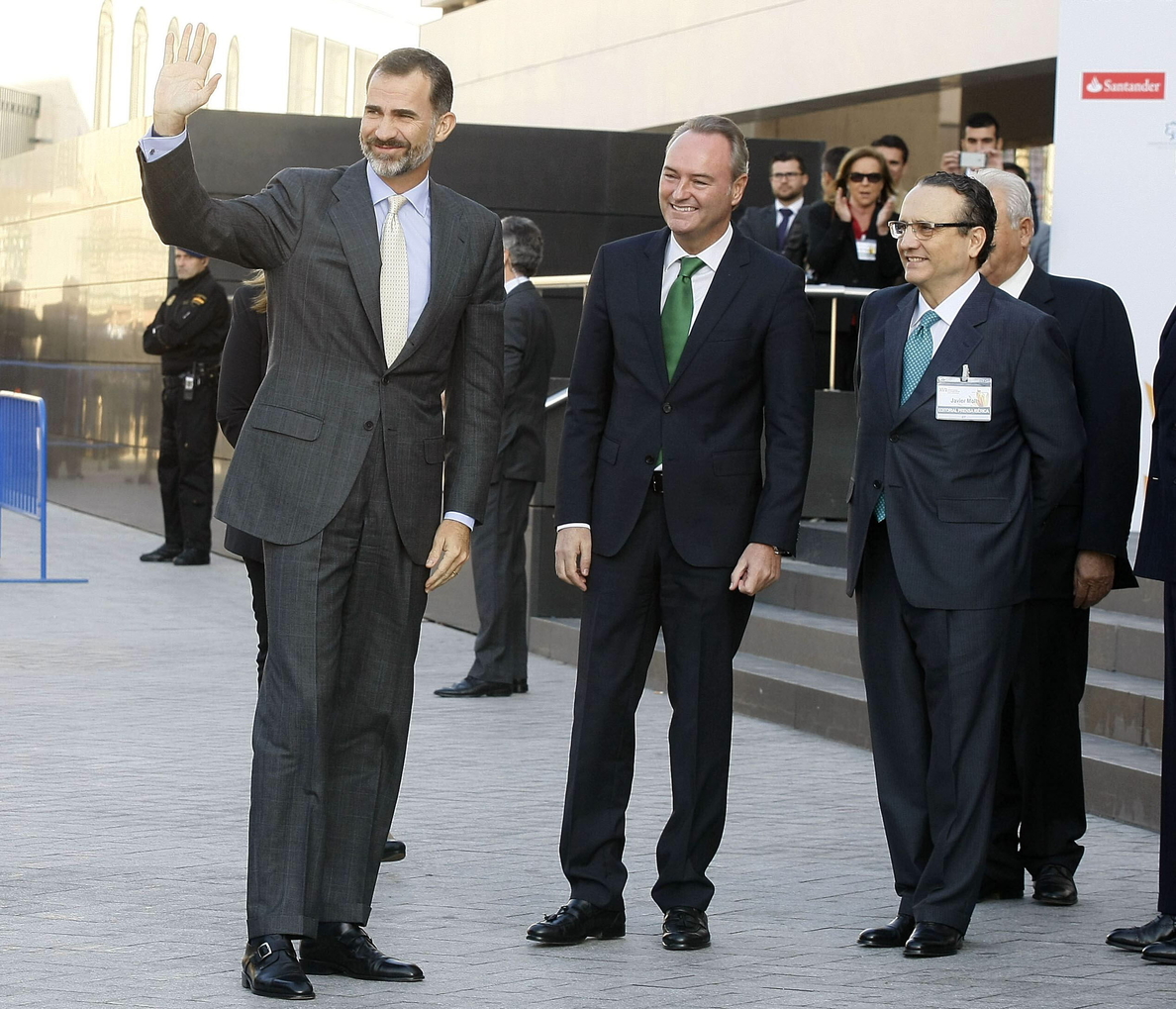 El Rey elogia a las pymes por crear empleo y Sánchez pide más competencia en sectores estratégicos