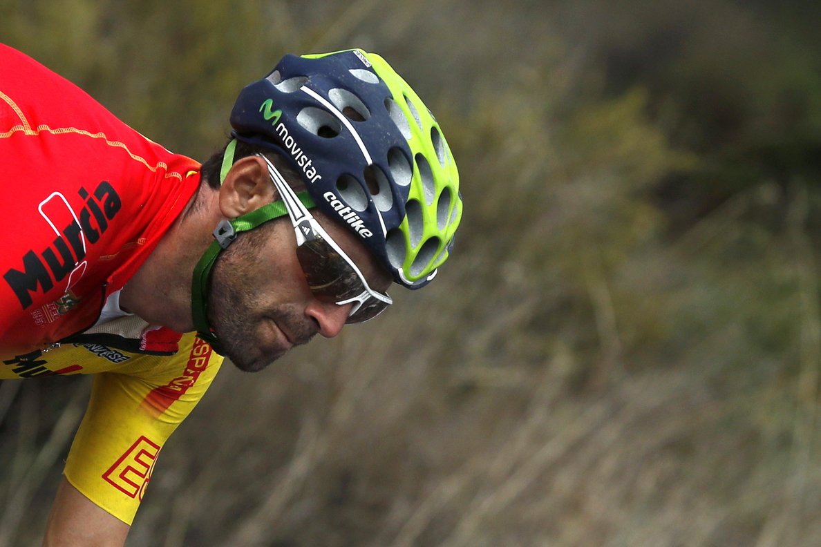Valverde: «Hubiera cambiado este premio por un podio en el Tour»