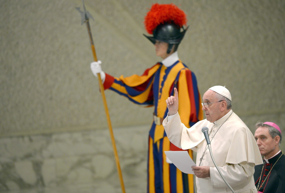El Papa afirma que las apariencias son el “sudario” de los cristianos